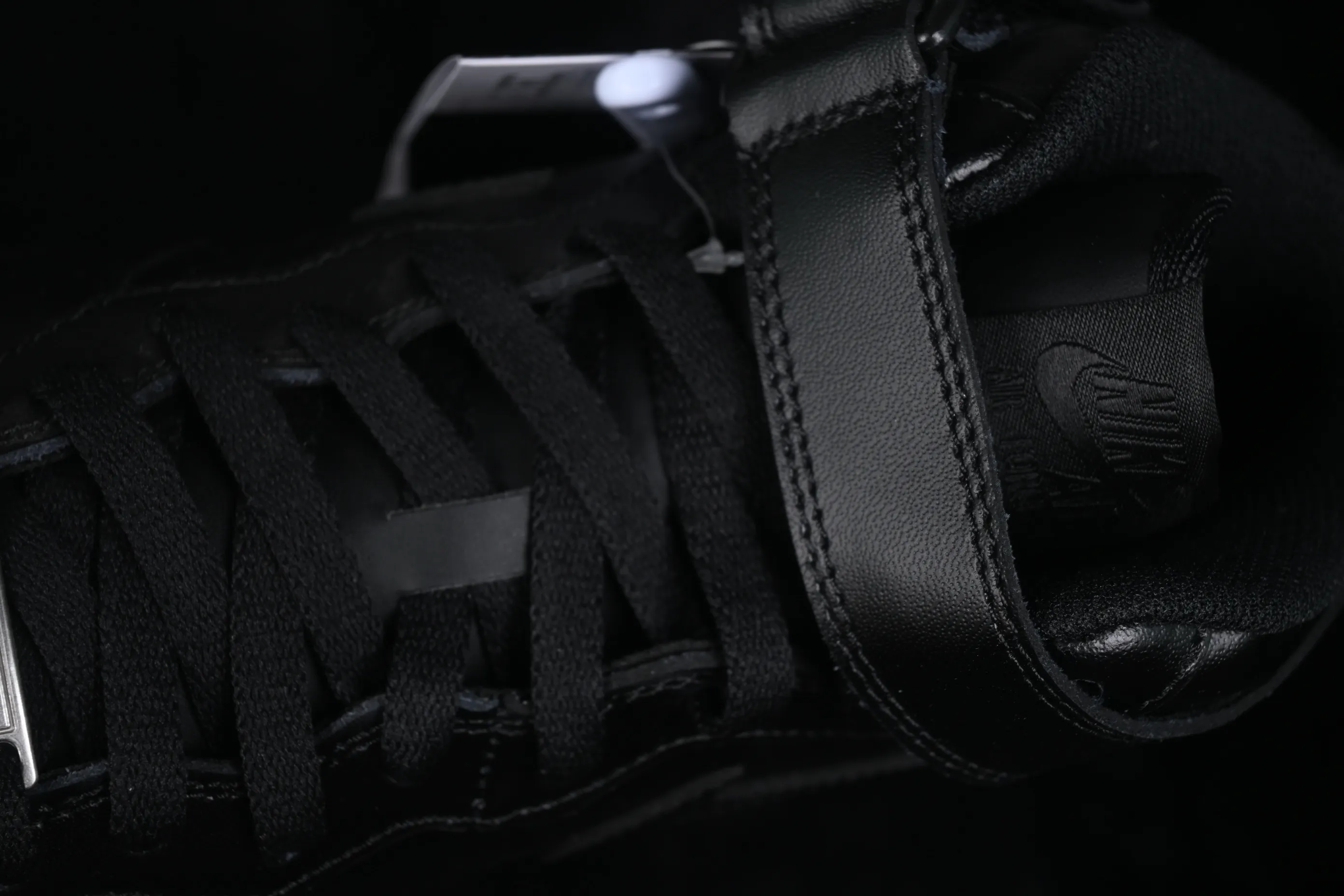 All categories Nk Air Force 1 Air Force series Nk Air Force 1 Mid Air Force mid-top Nike Air Force 1'07 Mid Air Force One China all-black casual sneakers CW2289-001